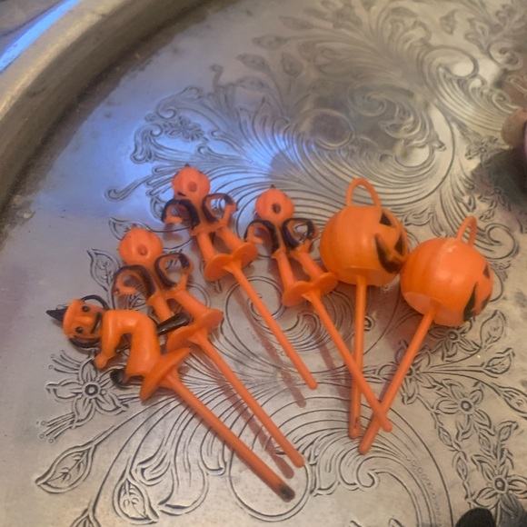 Halloween vintage cupcake toppers. Cats and witches Japan total of 12 toppers - Picture 3 of 3